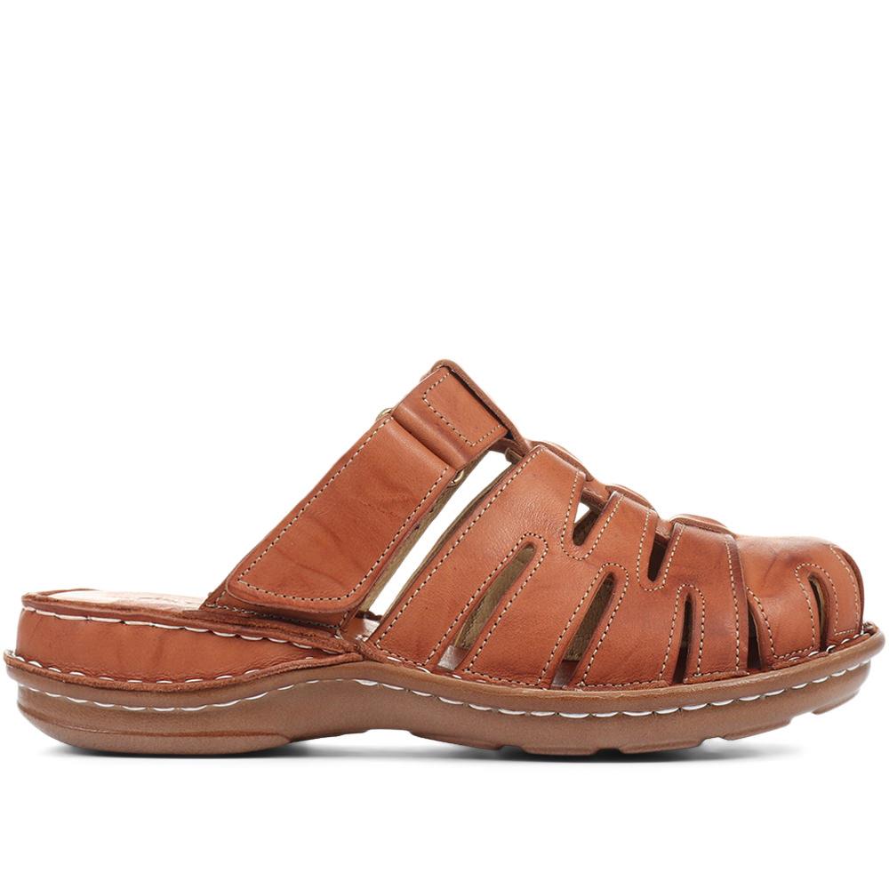 Kgosi : Leather Sandal in Terracotta Buffalo Leather – Omega